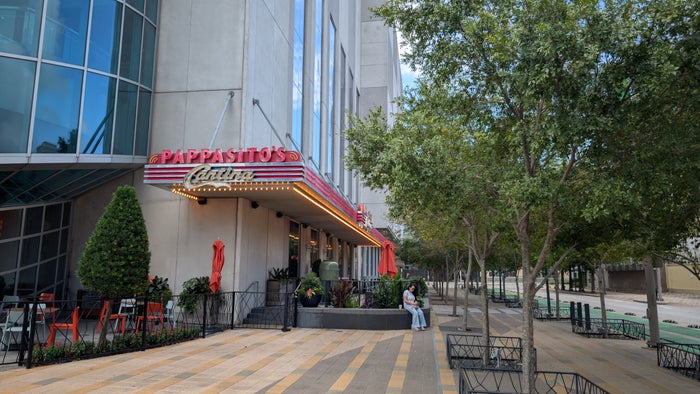Hilton Americas Houston Avenida Houston Pappasito’s Cantina Hilton Americas Houston Avenida Houston Pappasito's Cantina