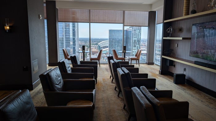 Hilton Americas Houston R24 Rooftop Lounge Hilton Americas Houston R24 Rooftop Lounge