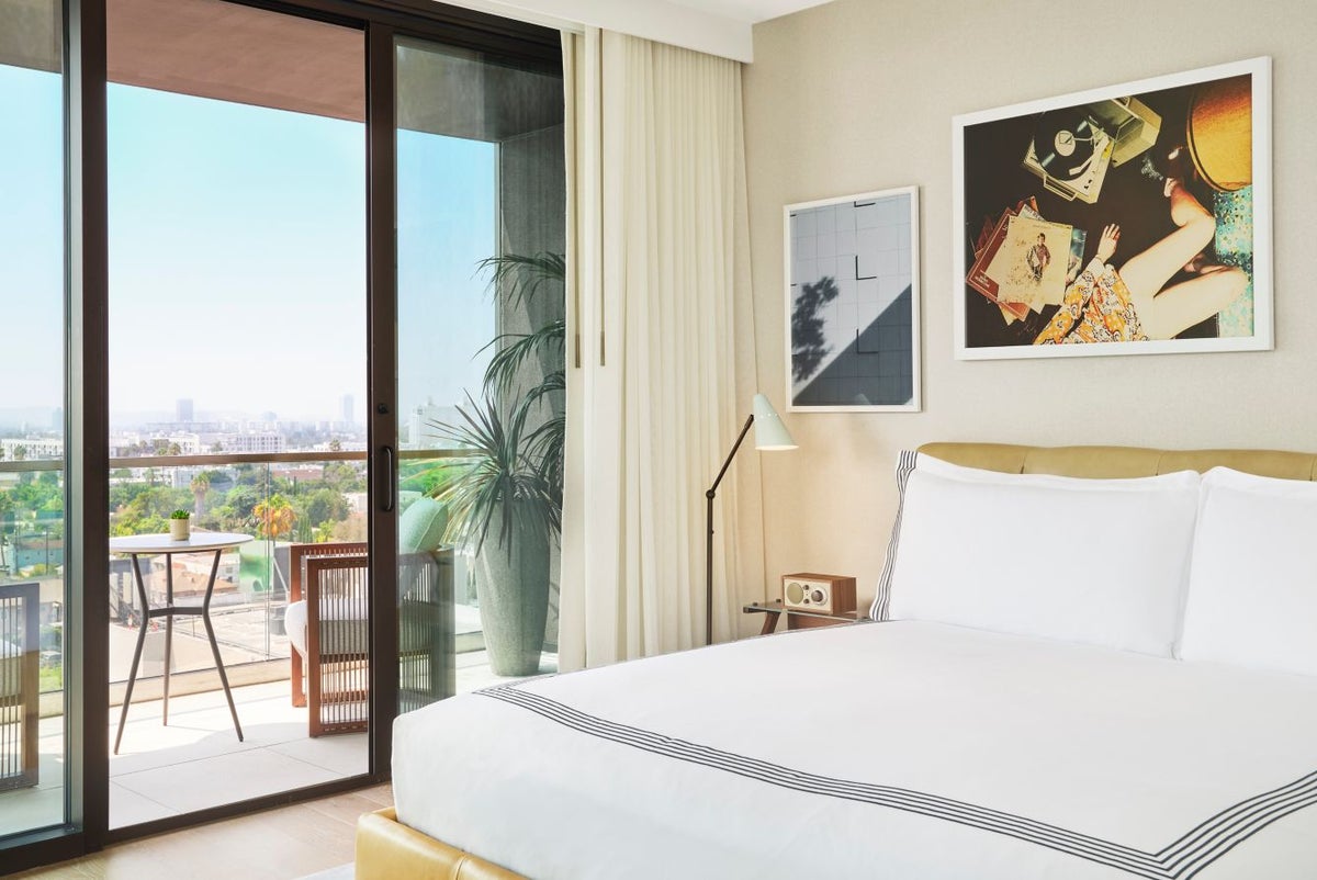 Hollywood Grande Room