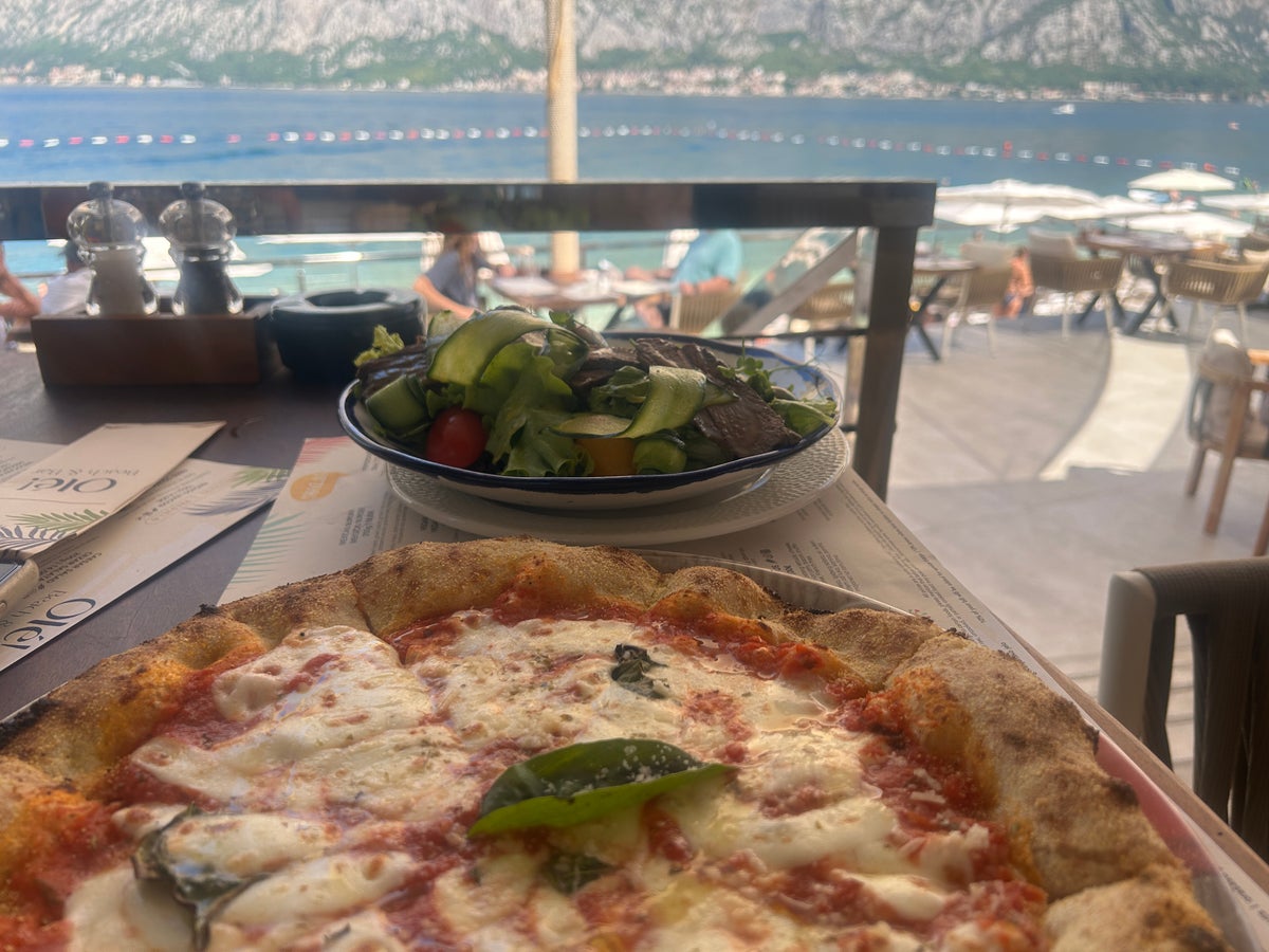 Lunch at Ole