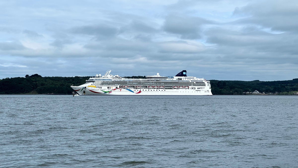 Norwegian Dawn in Ireland