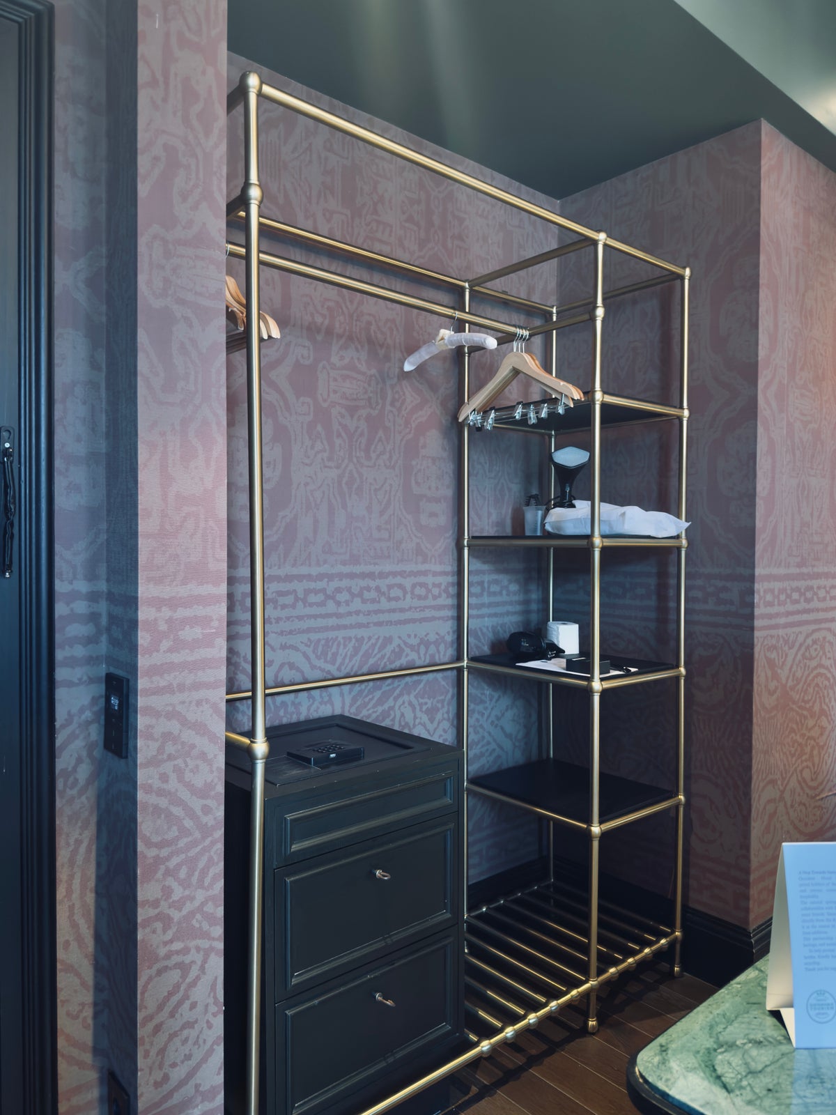 Orient Occident Hotel Istanbul closet area