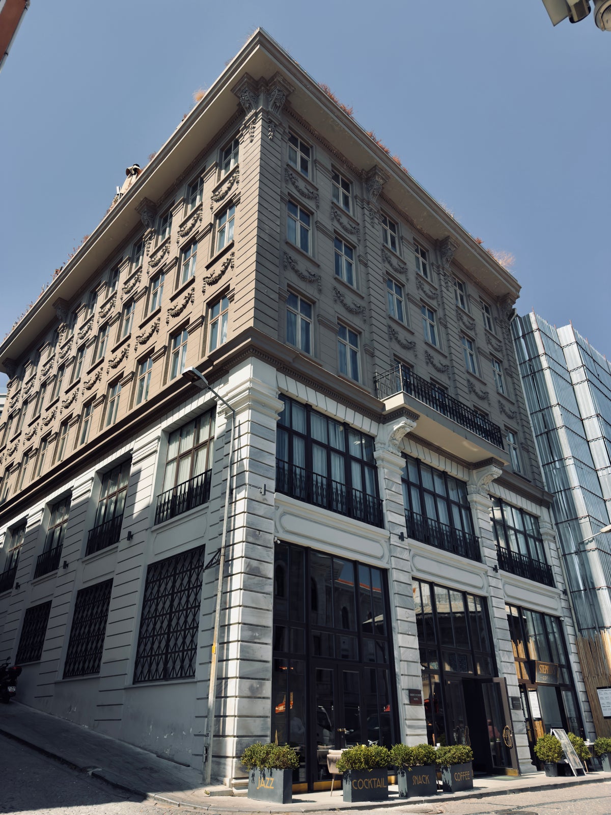 Orient Occident Hotel Istanbul exterior