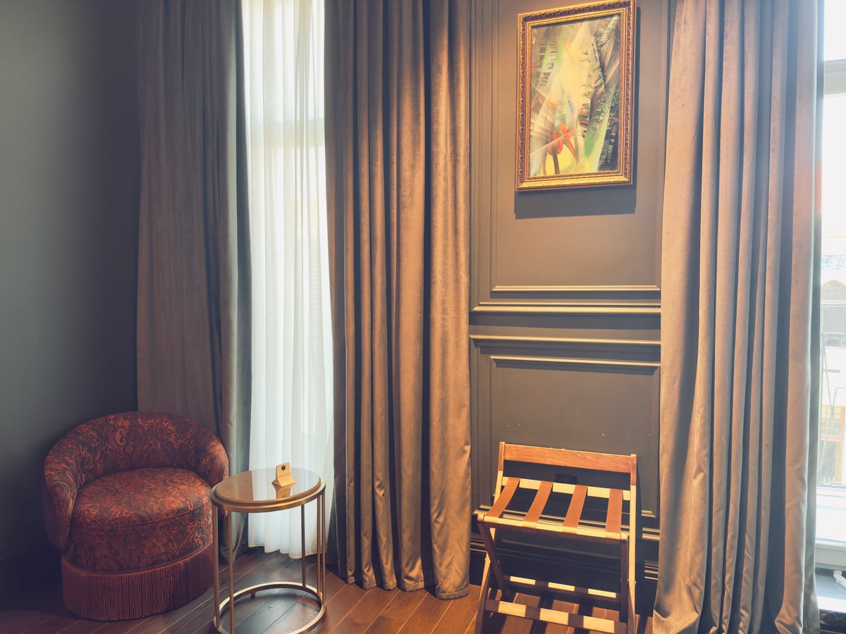 Orient Occident Hotel Istanbul lounging corner