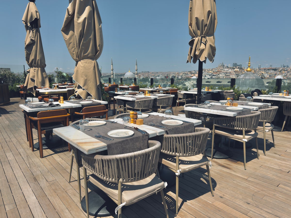 Orient Occident Hotel Istanbul restaurant seating