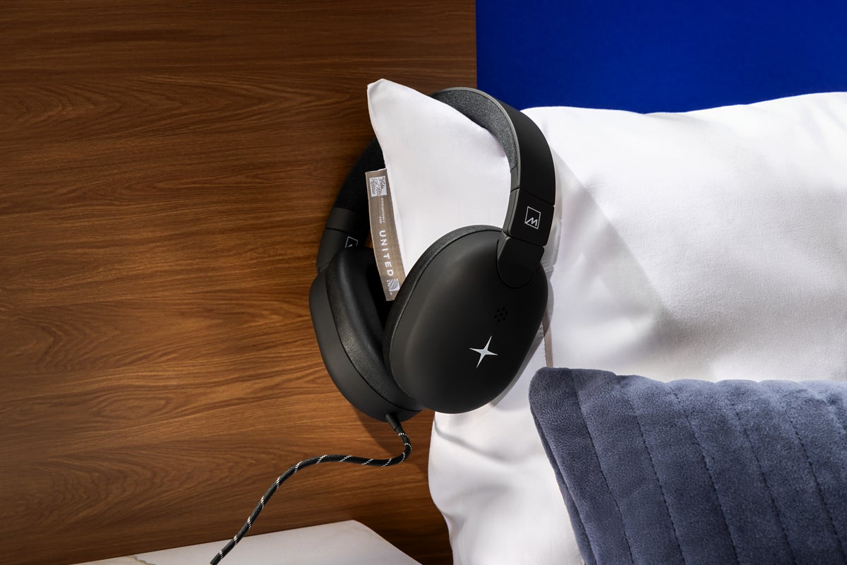 United Airlines Meridian Headphones
