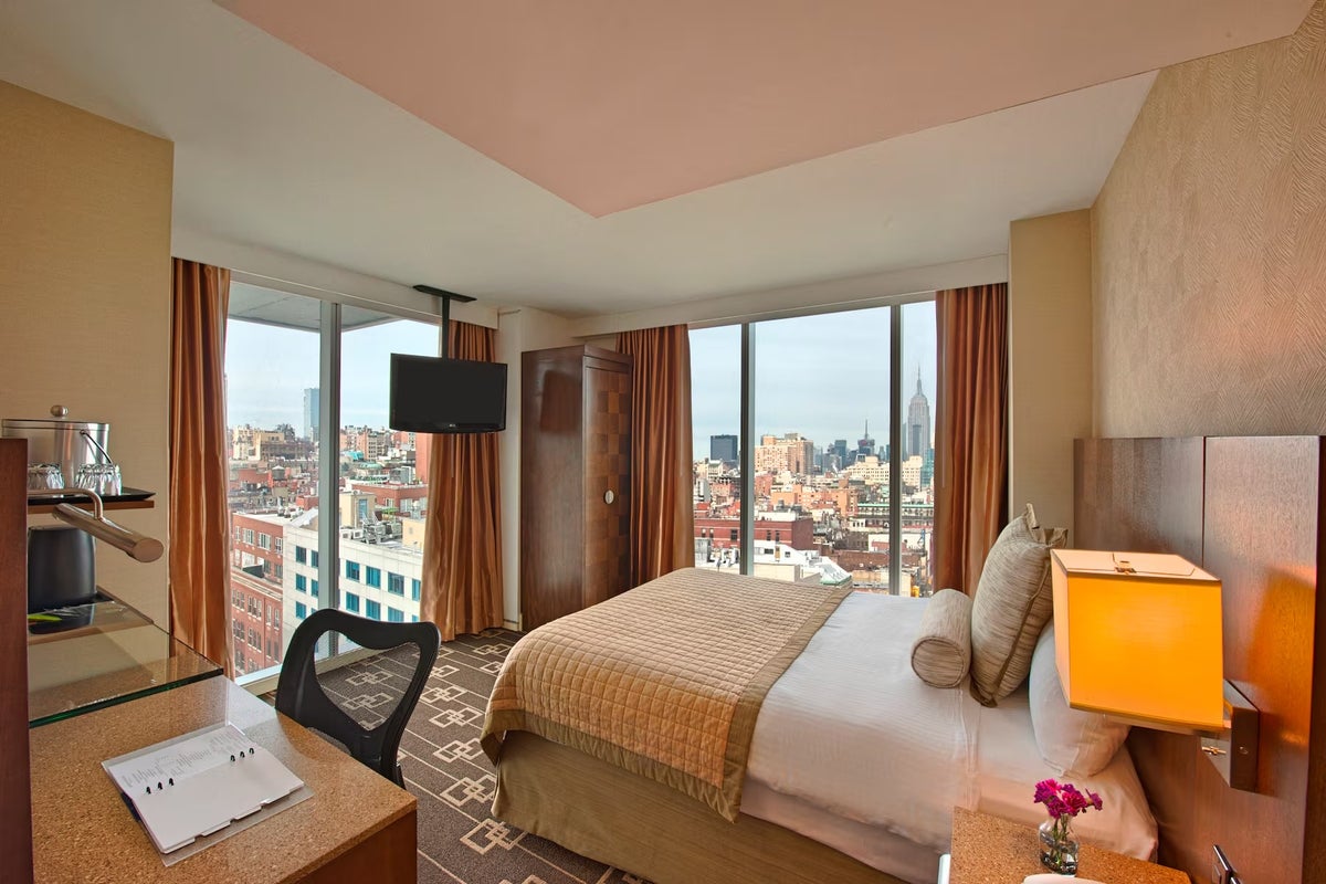 Wyndham Garden Inn Chinatown Room