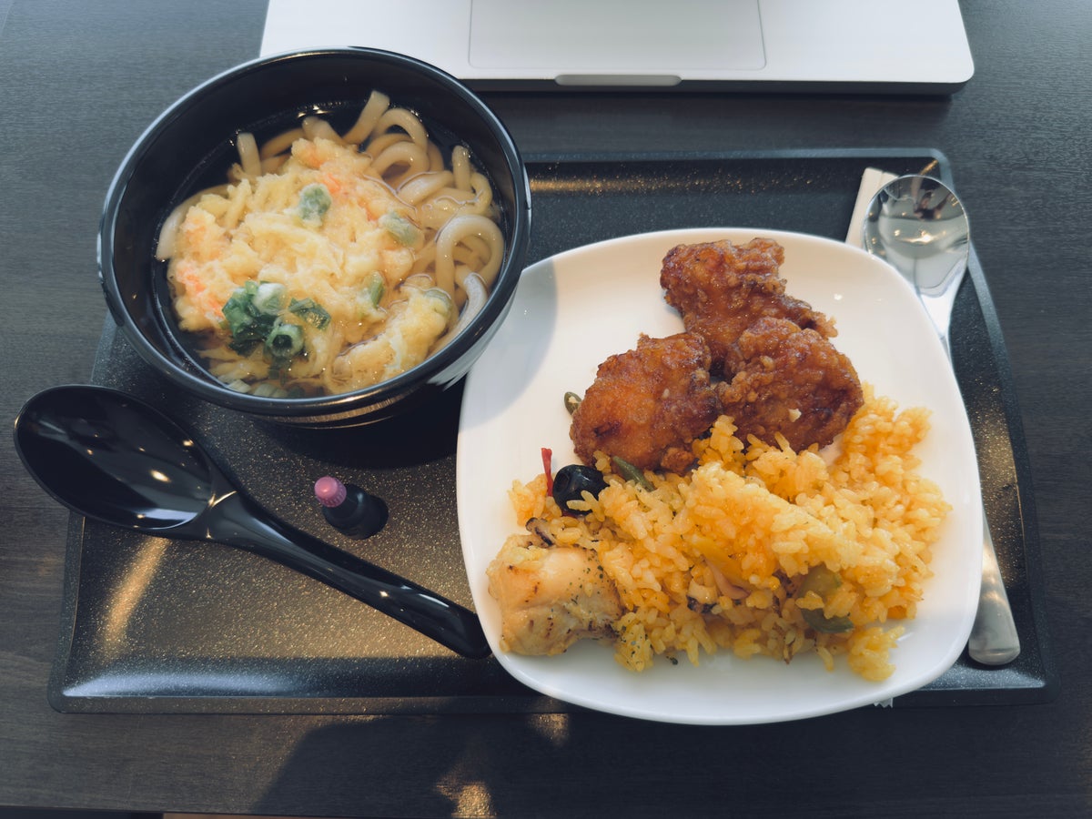 ANA business class lounge Tokyo meal