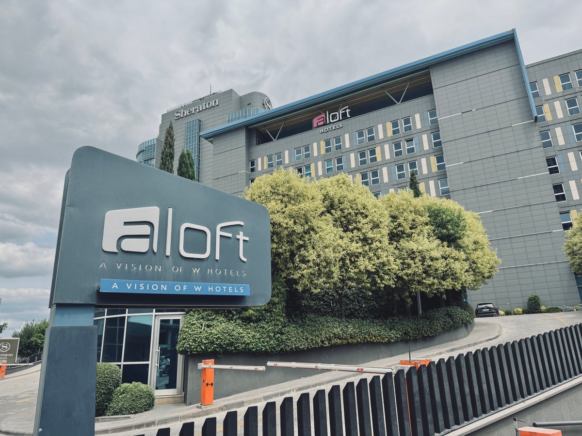 Exploring Aloft Bursa Hotel in Türkiye: Pros and Cons [Review]
