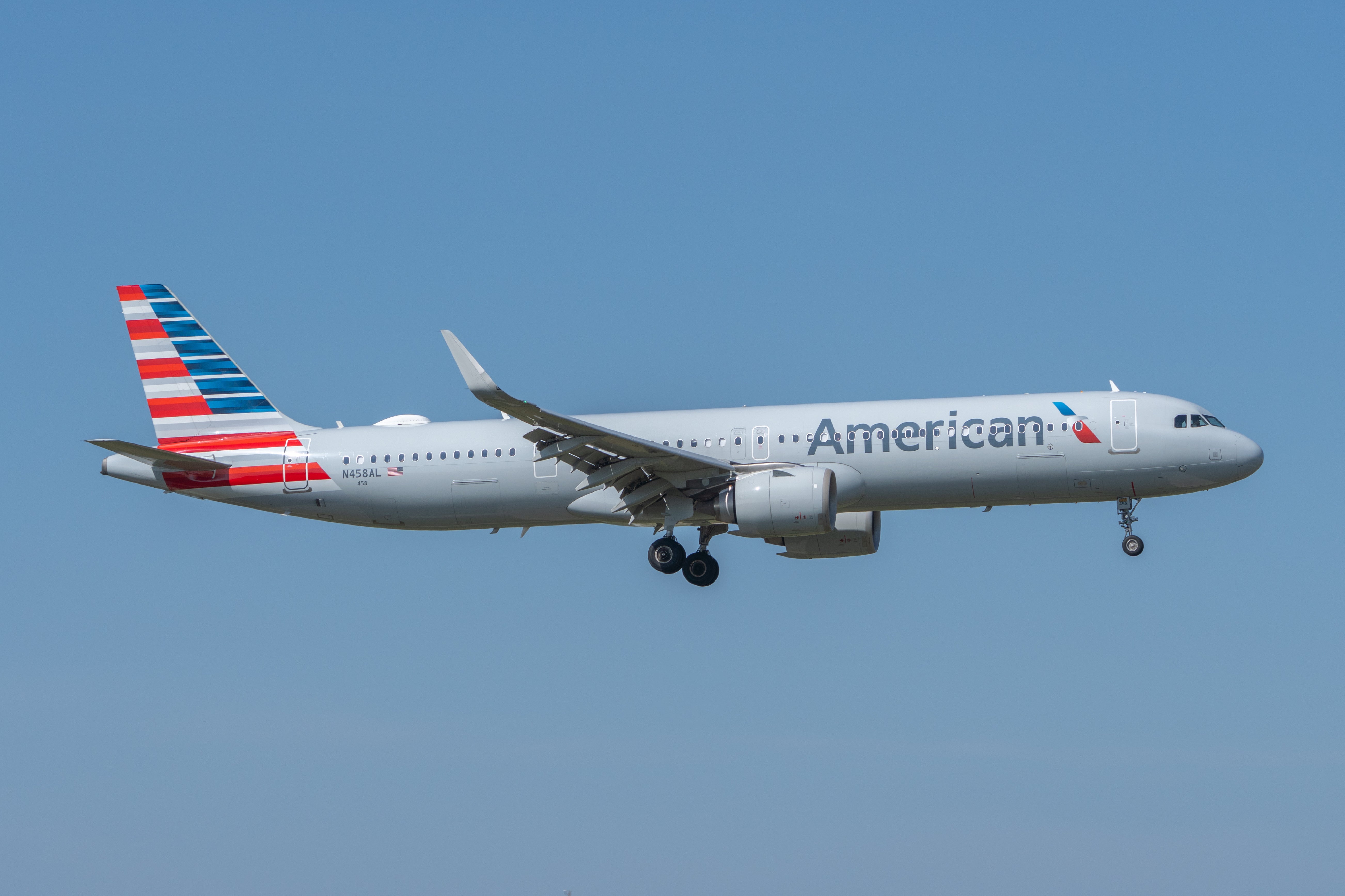 Image for Earn 25,000 Bonus Miles With a New AAdvantage Business Promotion [Ends July 31]