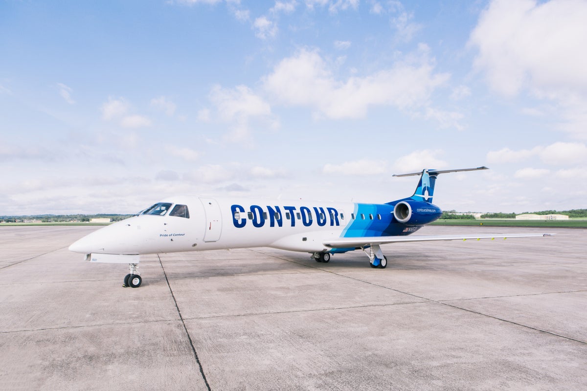 Contour Airlines plane