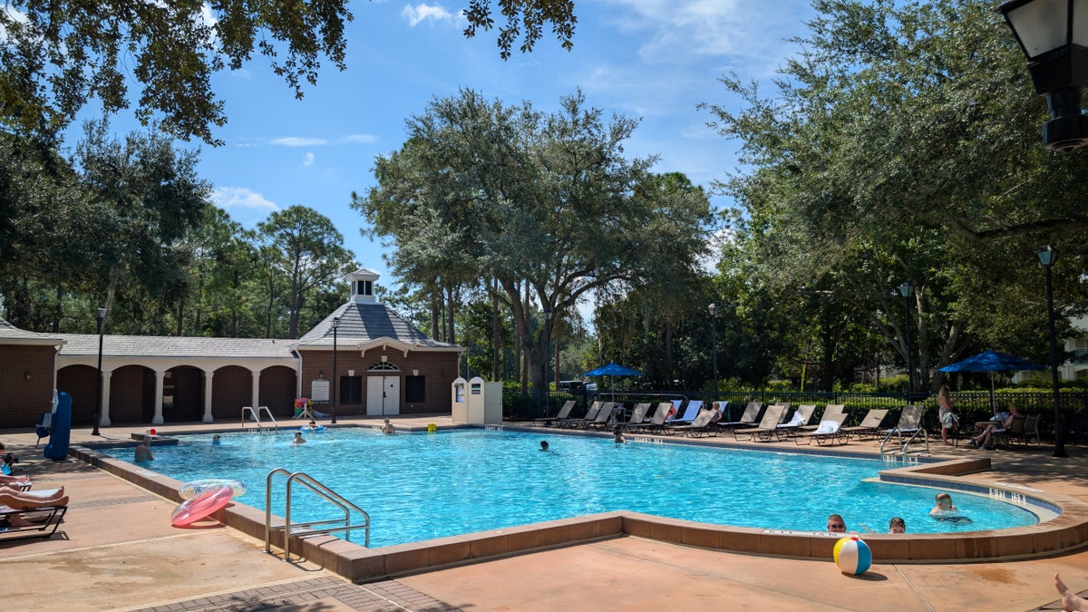 Disney's Port Orleans Resort Riverside Oak Manor pool