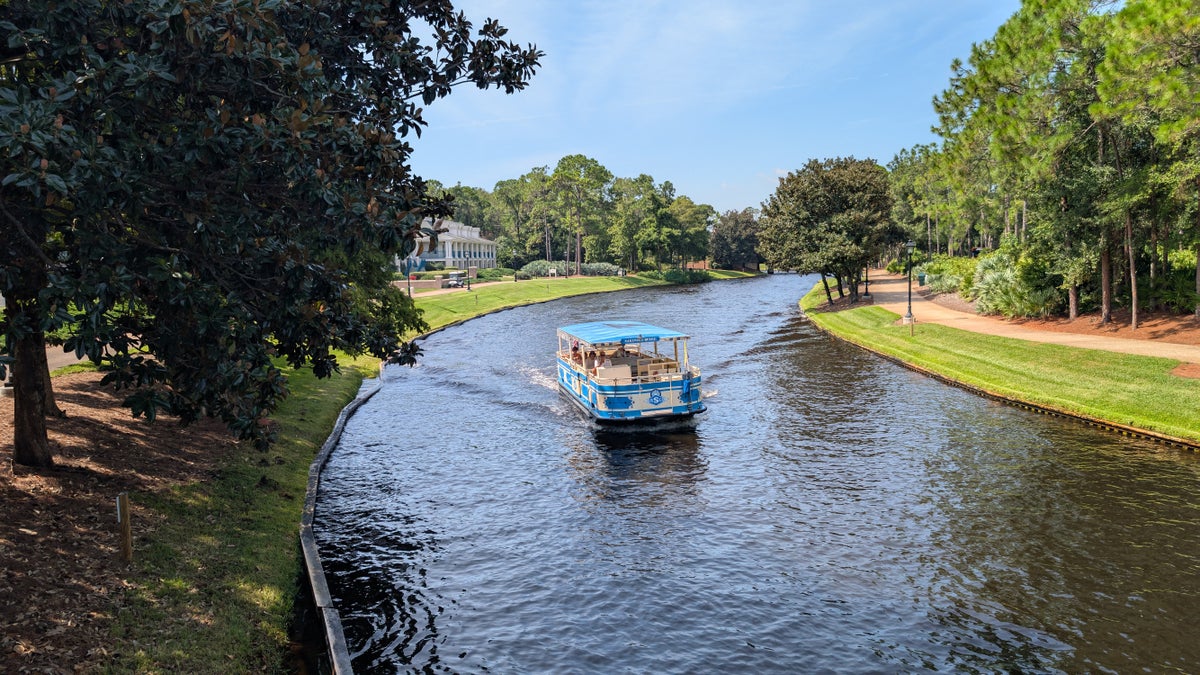 Disney's Port Orleans Resort Riverside Sassagoula River Cruise boat