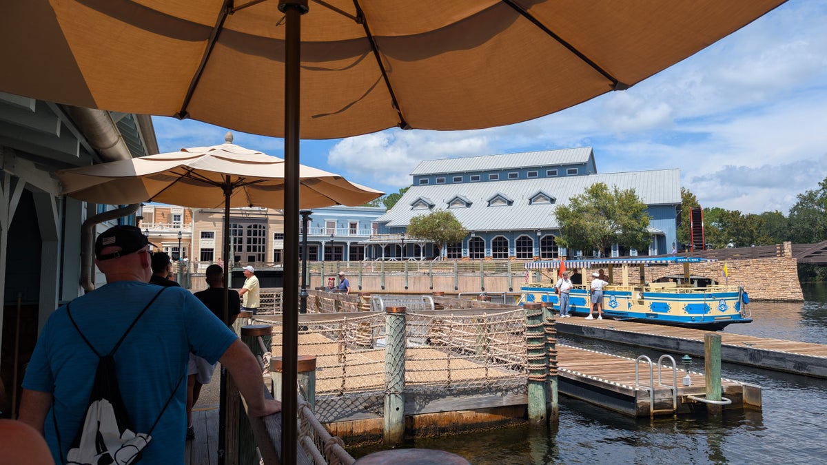 Disney's Port Orleans Resort Riverside amenities Sassagoula River boat launch