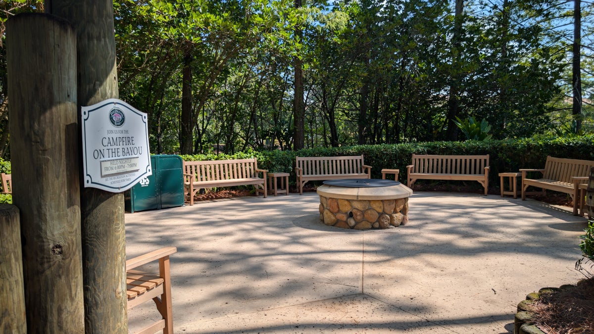 Disney's Port Orleans Resort Riverside amenities activities campfire circle