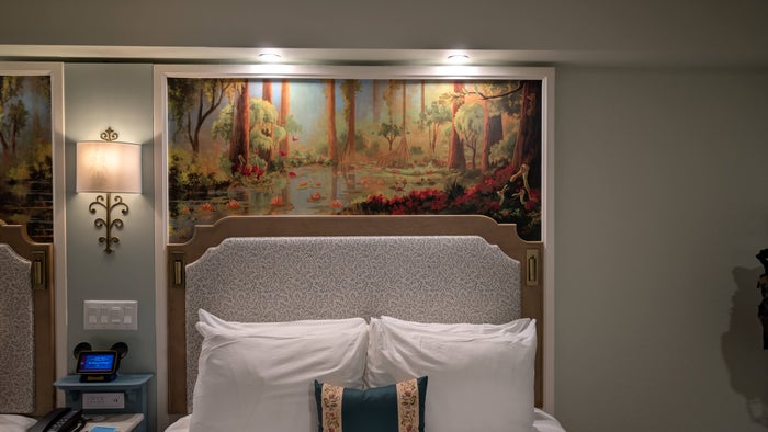 Disney’s Port Orleans Resort room theming Disney's Port Orleans Resort room theming