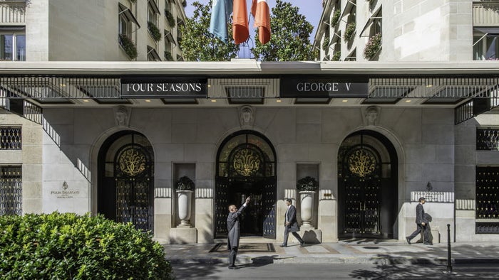 Four Seasons George V exterior Four Seasons George V exterior