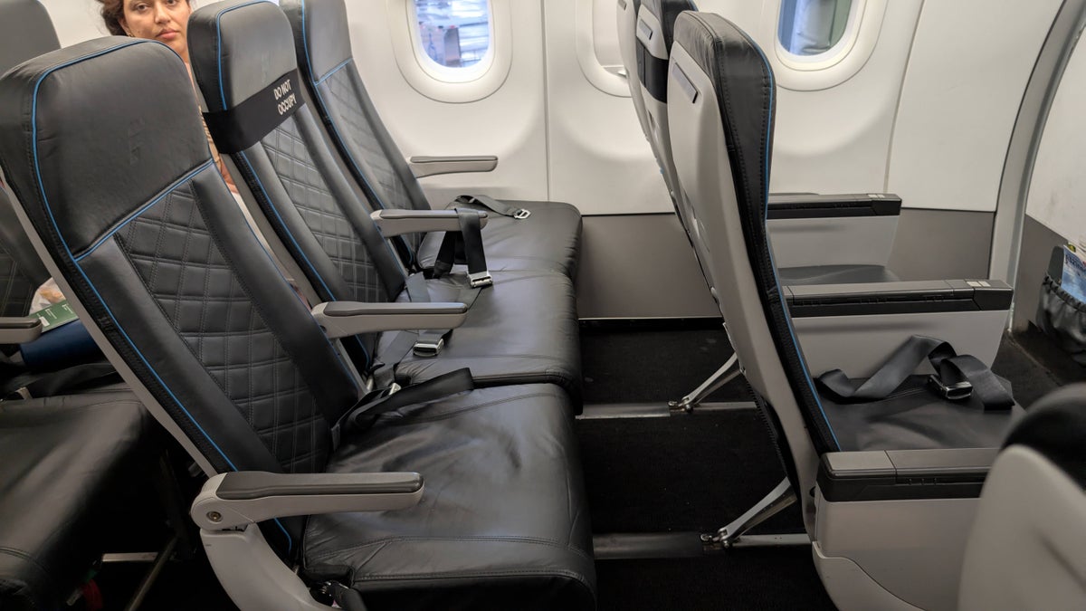 Frontier Airlines A321neo UpFront Plus rows