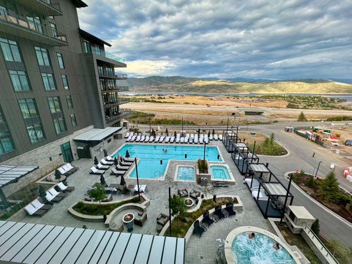 How I Paid $36 for a Luxury Hotel Thanks to My Amex Platinum Card
