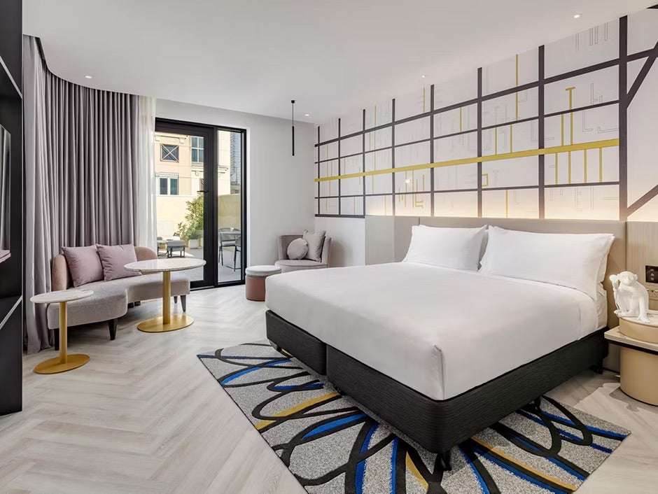 Hotel Indigo Melbourne Little Collins Room