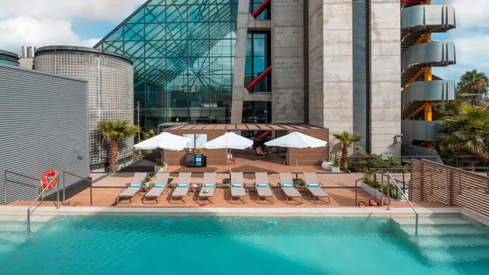 Hyatt Regency Barcelona Tower pool
