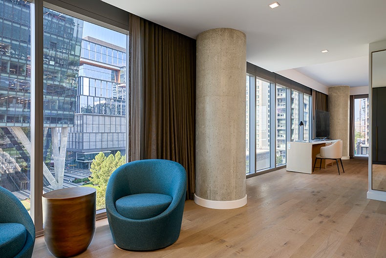 JW Marriott Reston Suite