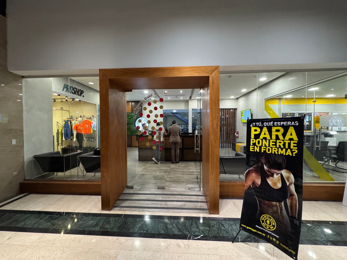 JW Marriott Santo Domingo Golds Gym Entrance
