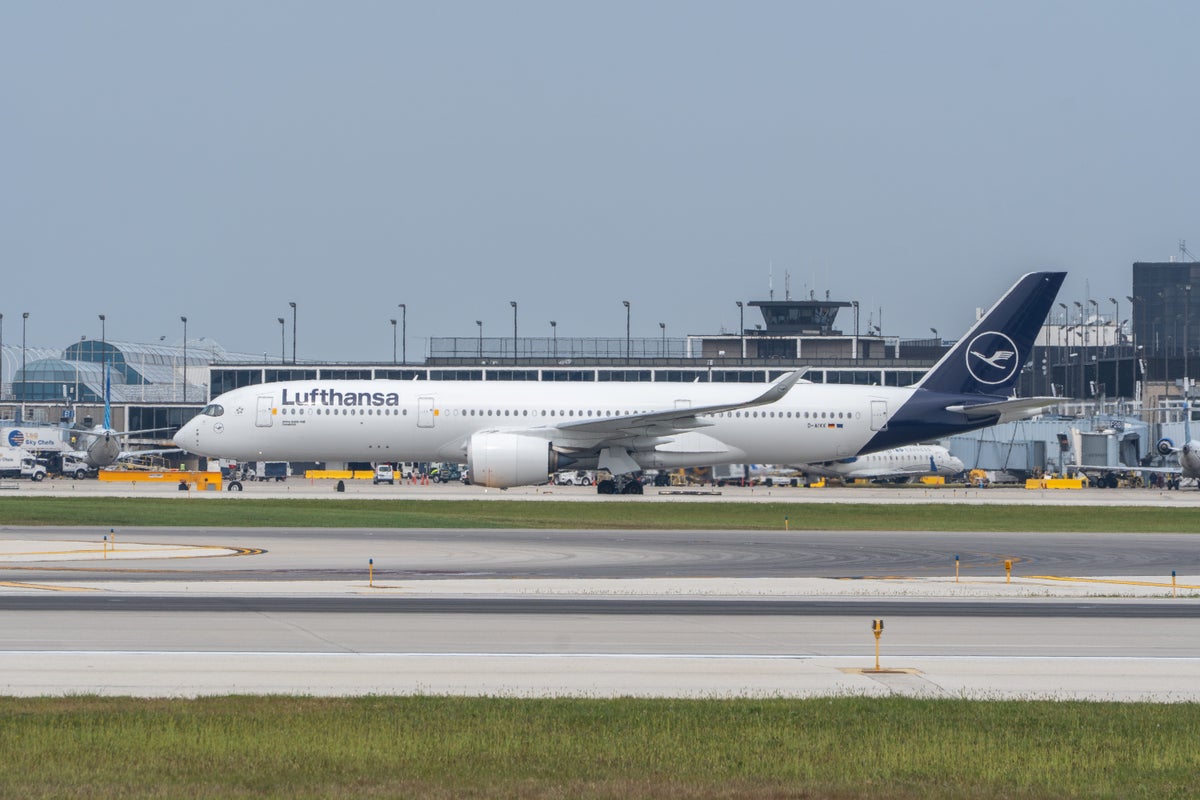 Lufthansa a350 900 ORD