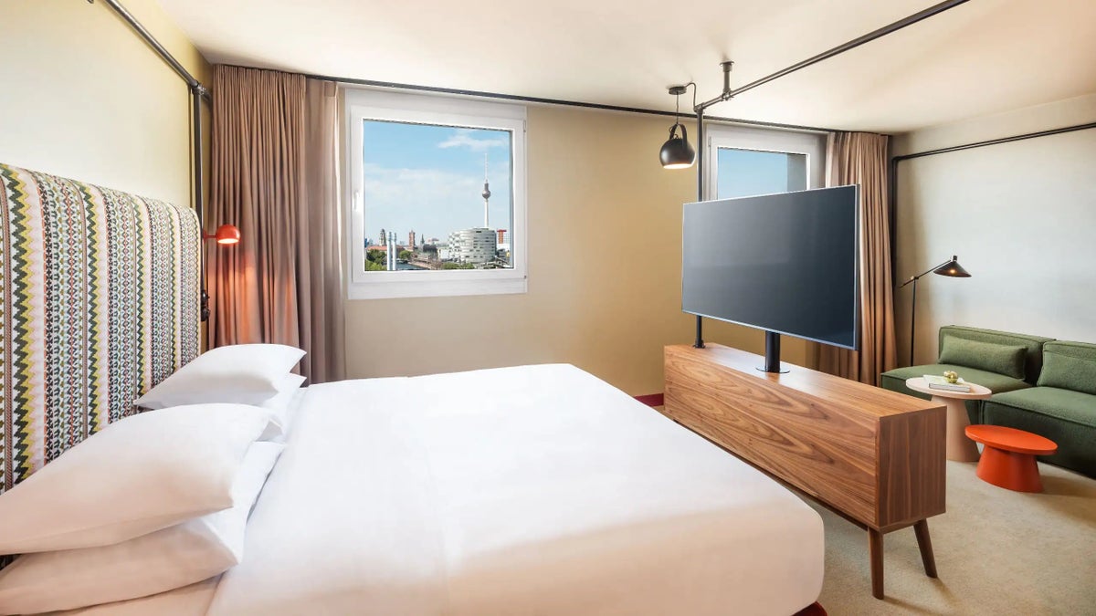 Me and All Hotel Berlin Room