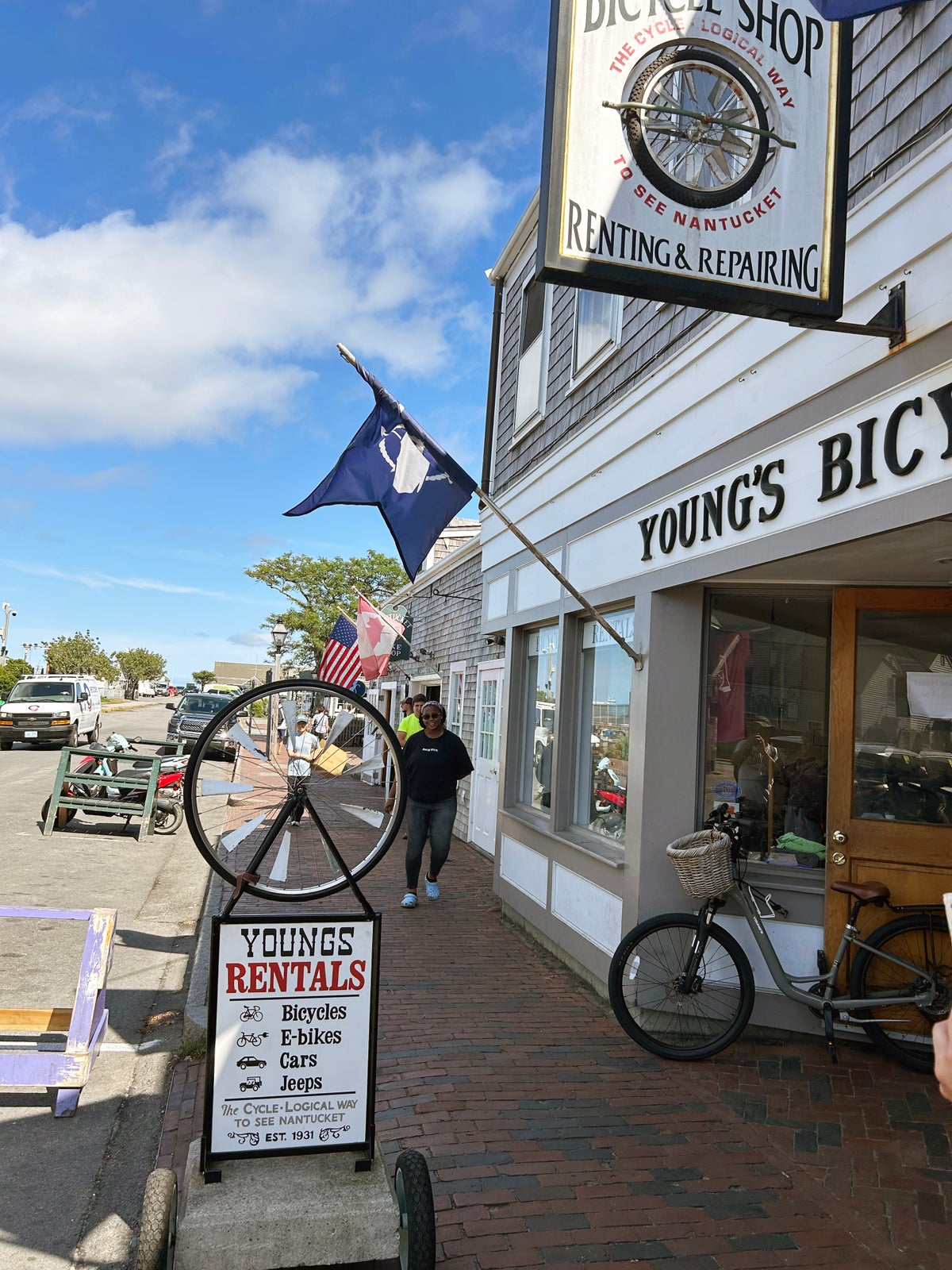 Nantucket Easy Street bicycle shops