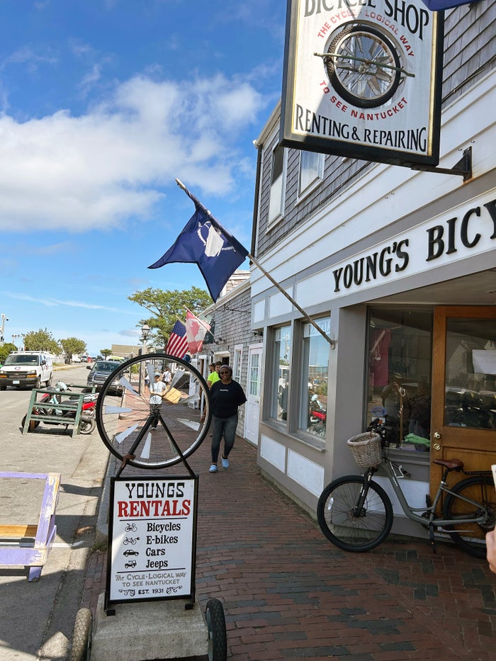 Nantucket Easy Street bicycle shops