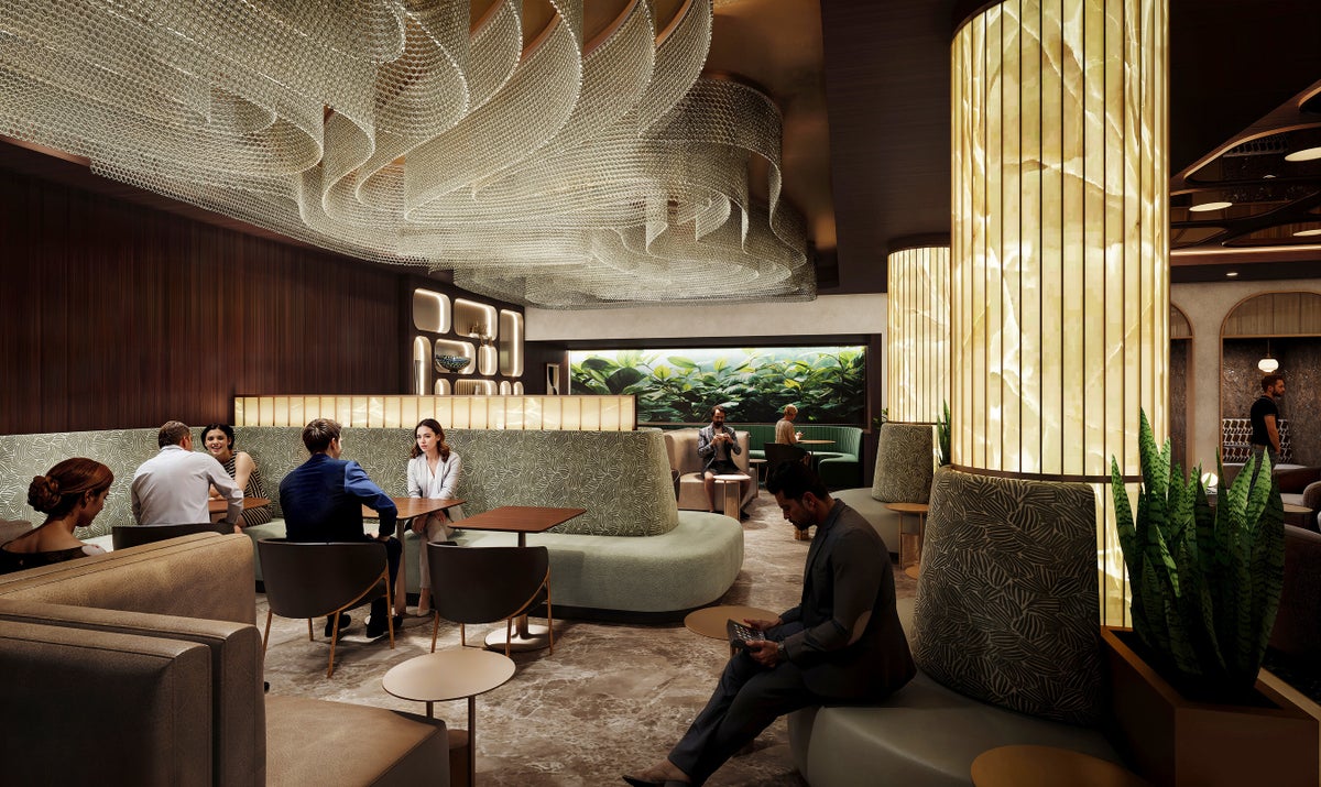 Plaza Premium First Lounge Dining Area