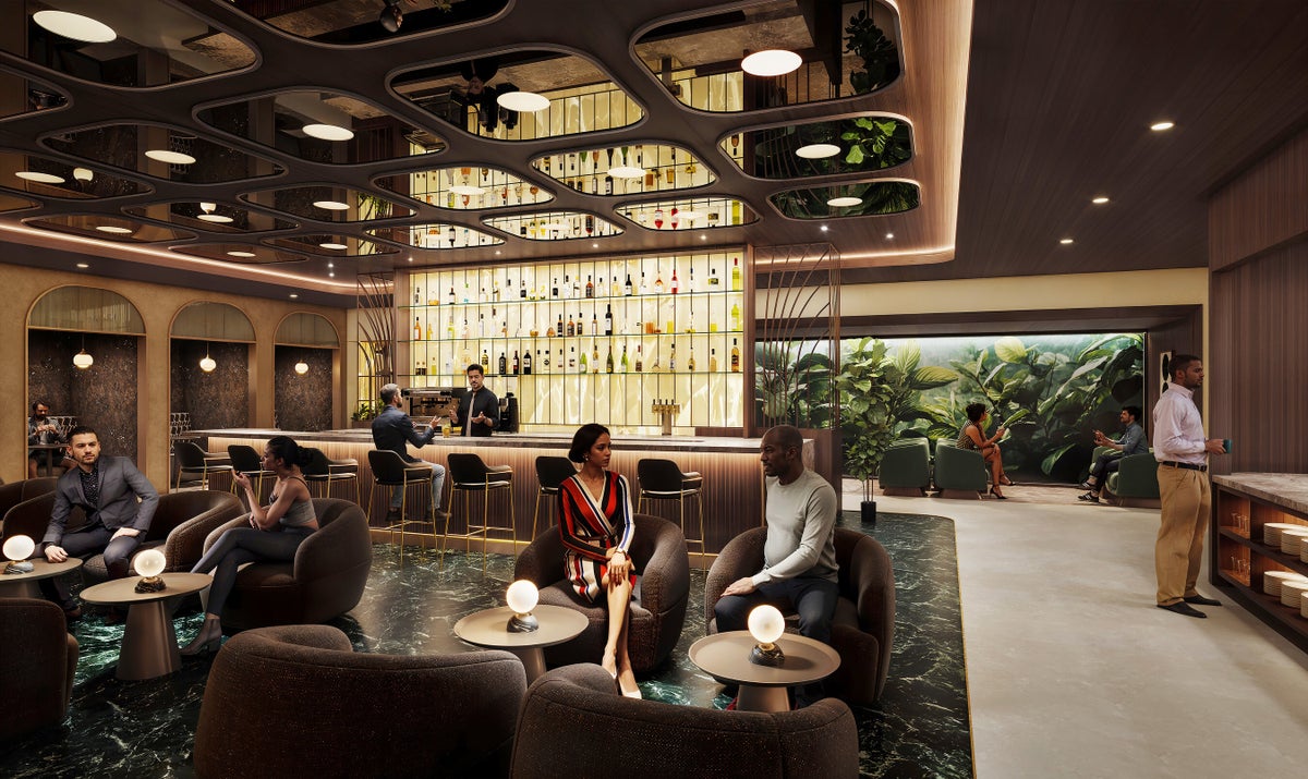 Plaza Premium First Lounge Bar