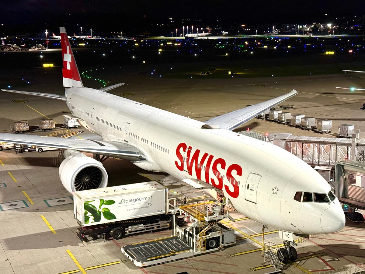 Sneak Peek at the New SWISS Senses Onboard Experience in First Class [Zurich to São Paulo Flight]