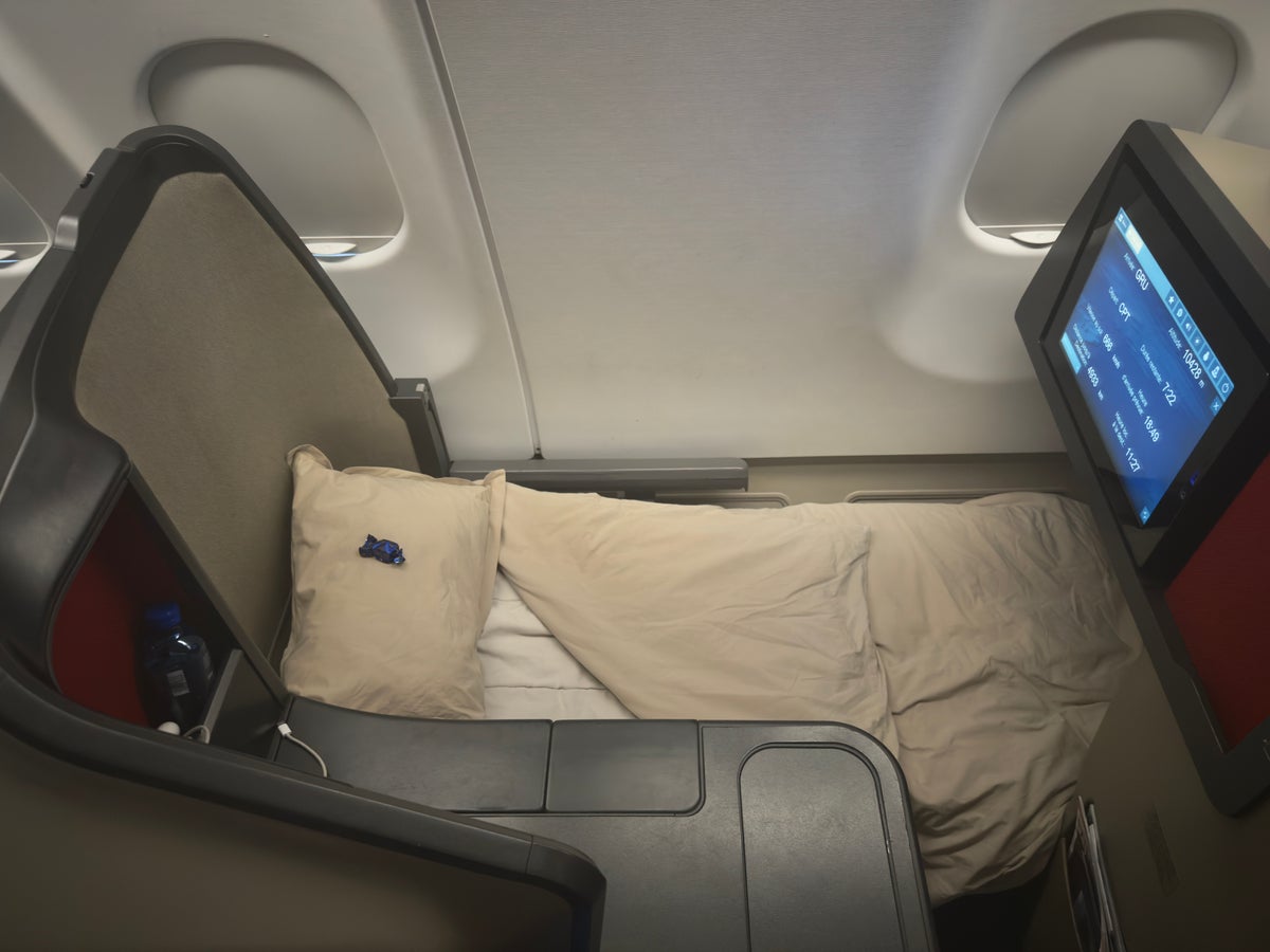 South African Airways business class bed