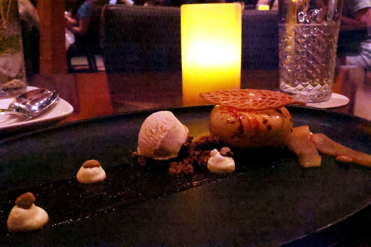 Tiffins Disney Animal Kingdom harvest maple cheesecake.jpg