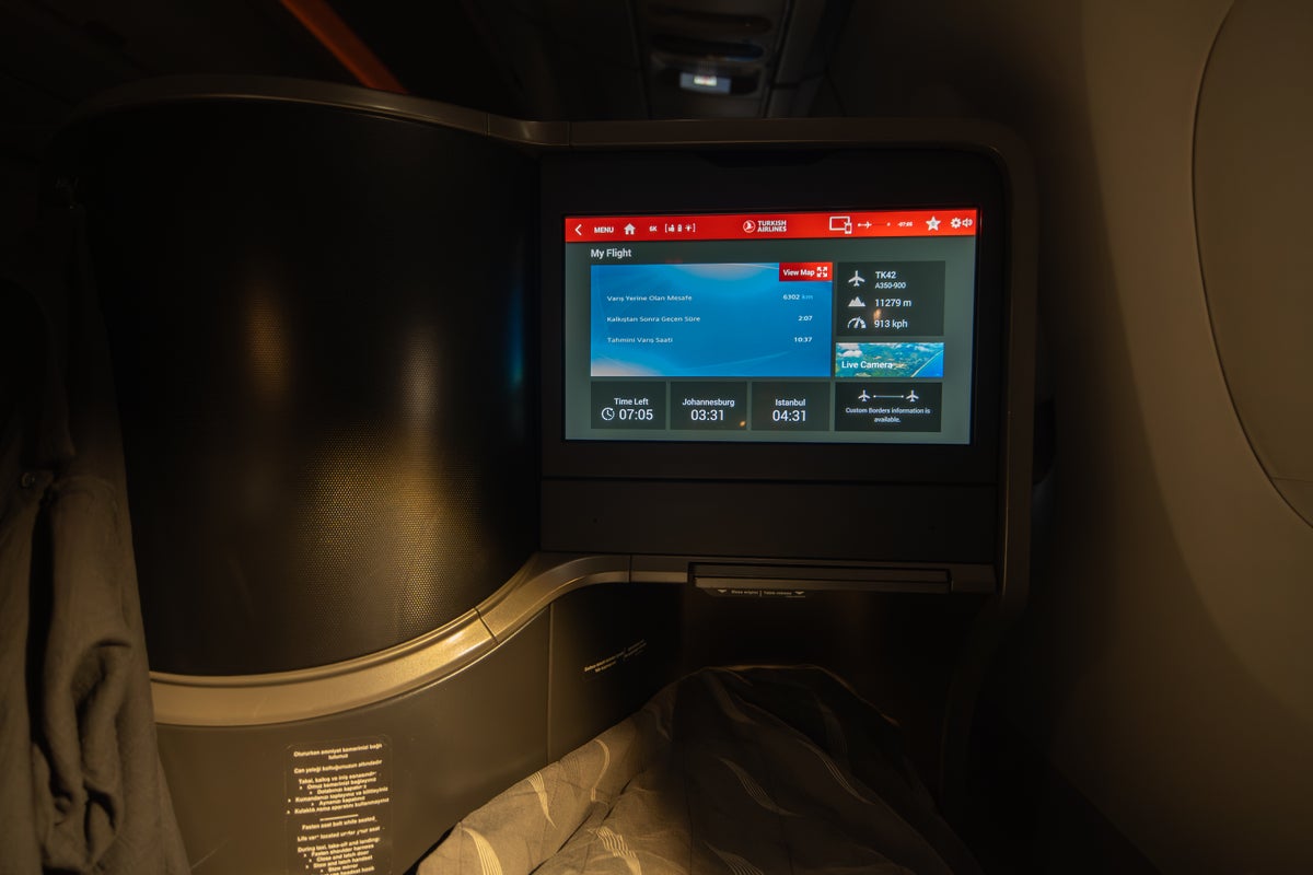 Turkish Airlines business class bed 