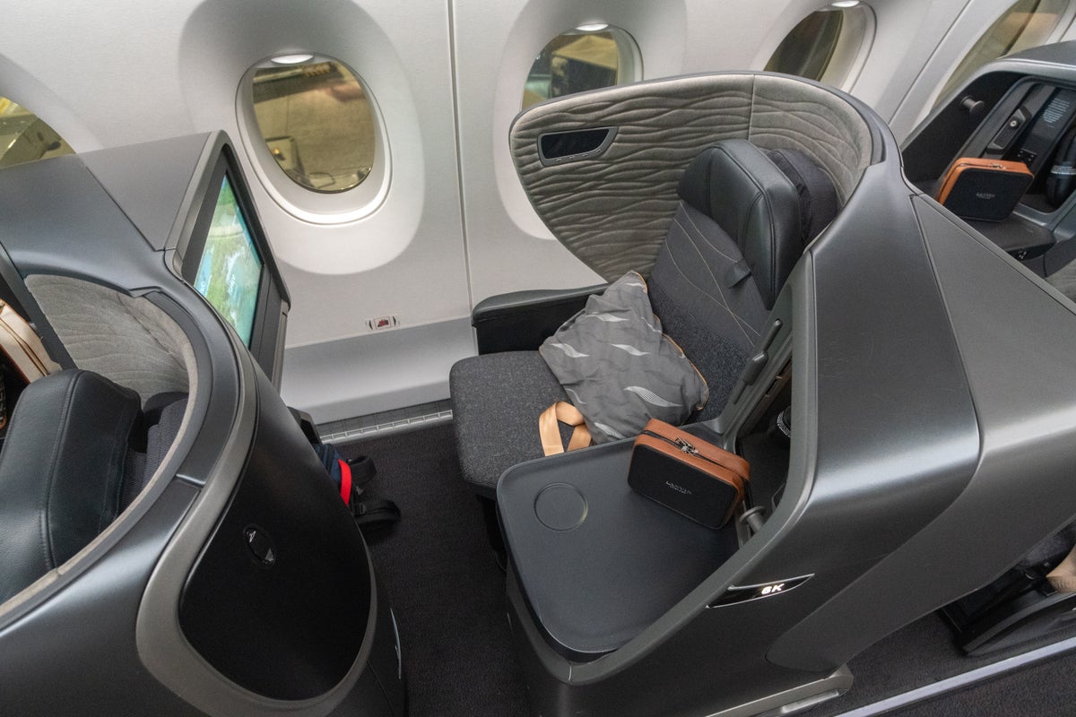 What I Loved Most About My Recent Turkish Airlines Business Class Experience [IST-JNB Review]