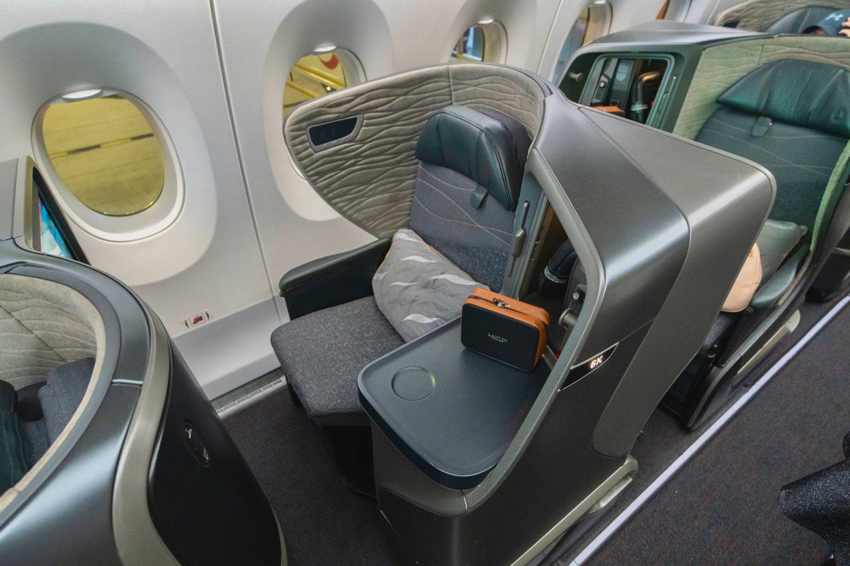 Turkish business class seat