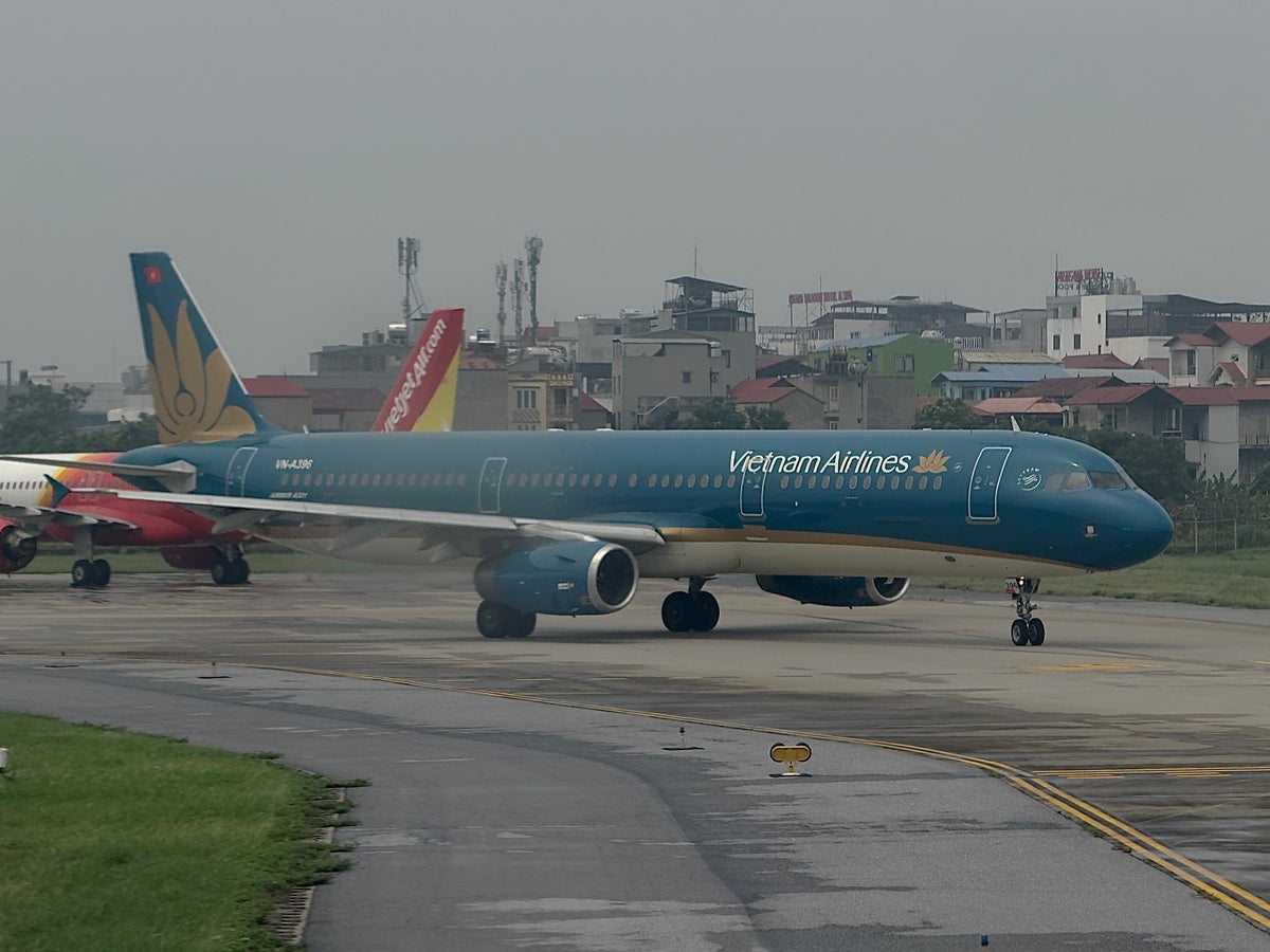 Vietnam Airlines A321 at Hanoi
