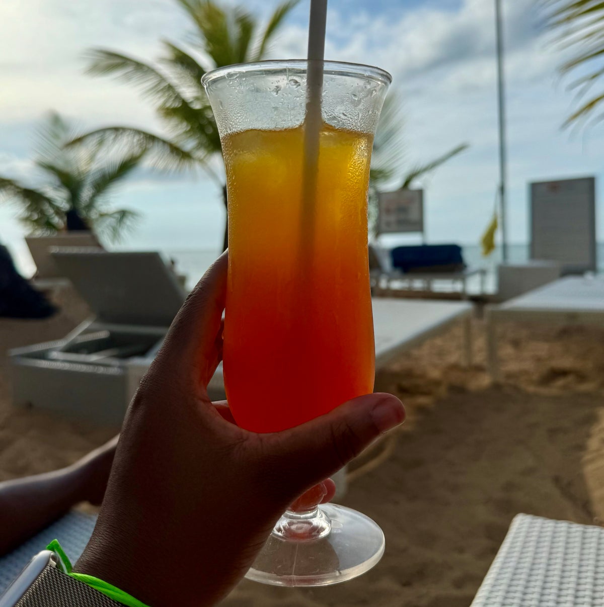 Viva V Sama Beach Drinks