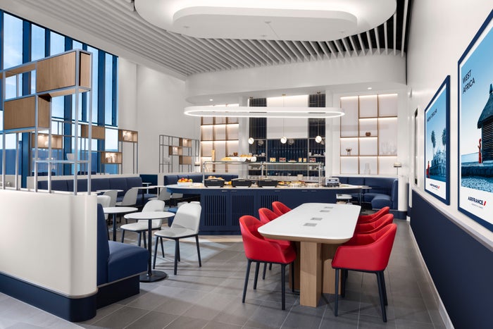Air France Chicago ORD business class buffet area Air France Chicago ORD business class buffet area