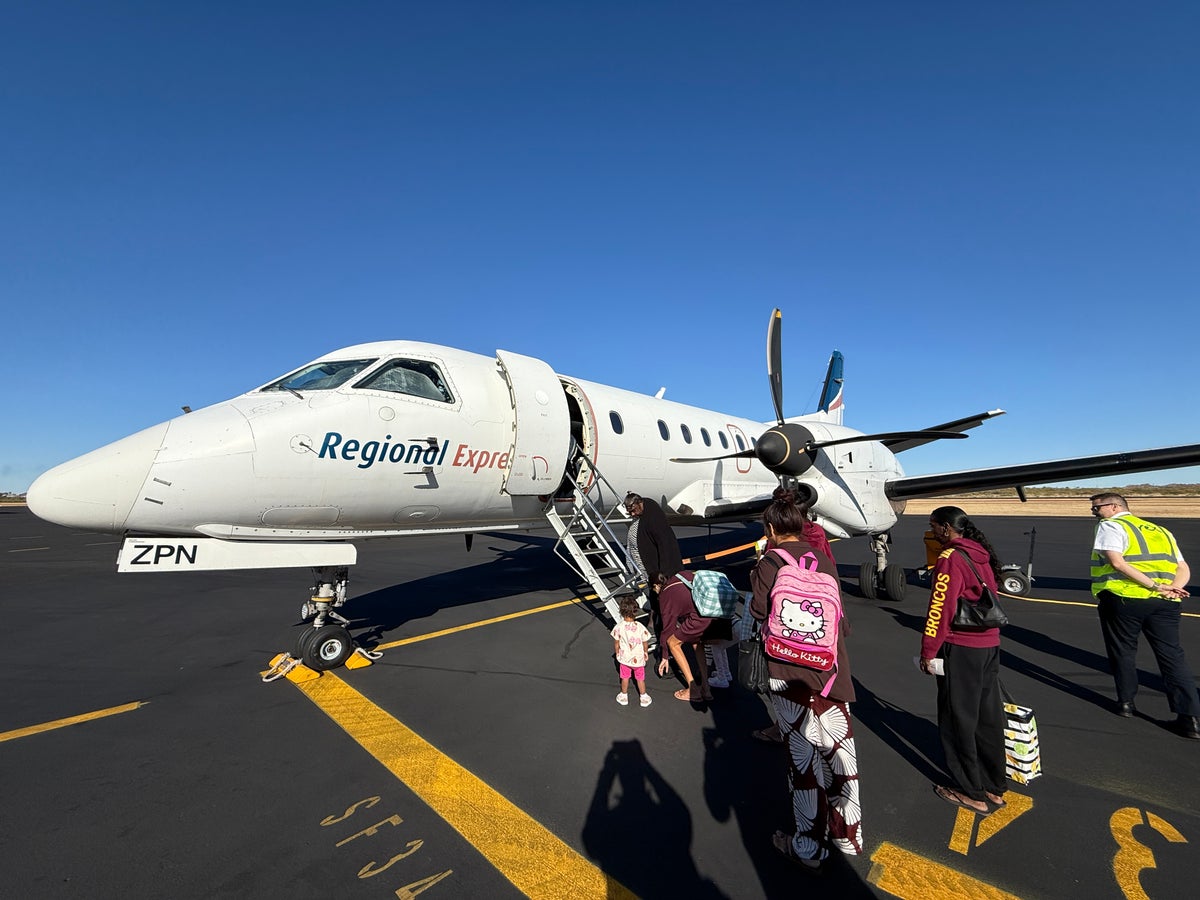 Boarding Saab 340 at Mount Isa