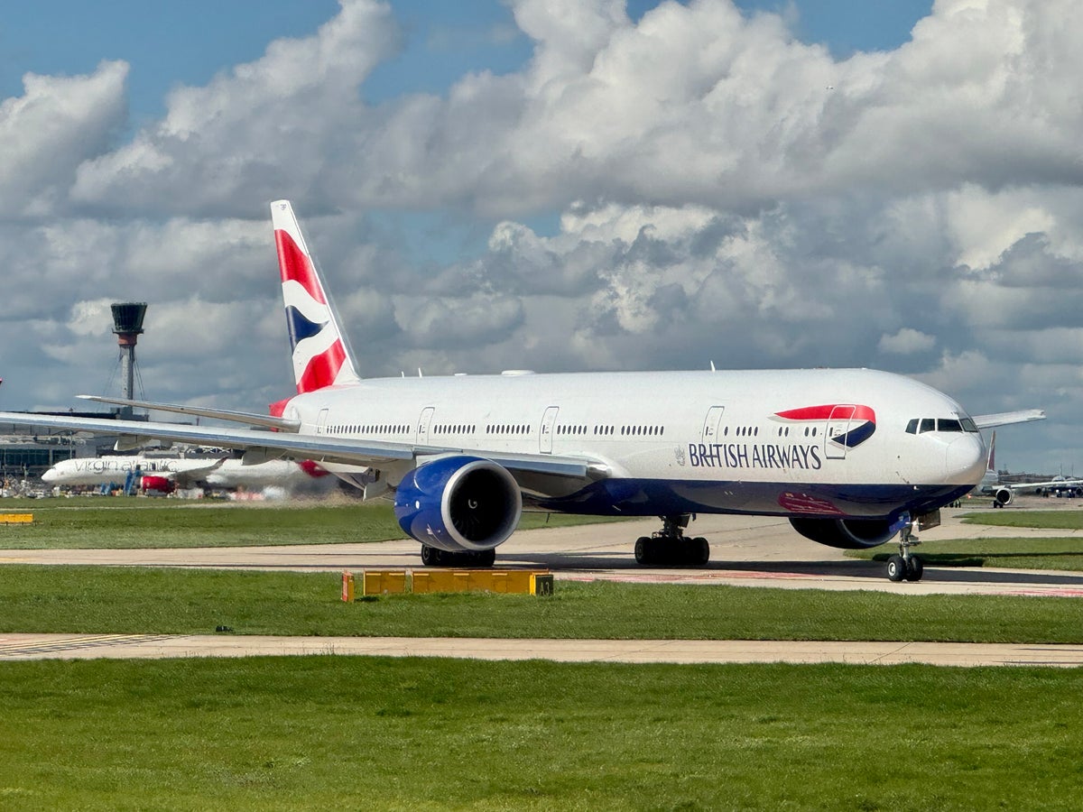 British Airways Boeing 777 at London Heathrow LHR