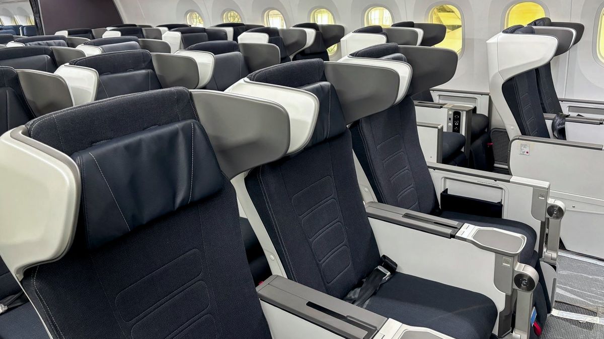 British Airways new premium economy seat