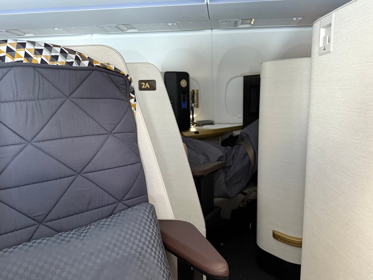 Etihad Airbus A321LR business class privacy Etihad Airbus A321LR business class privacy