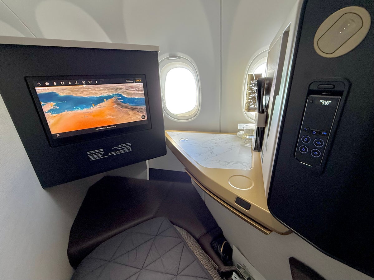 Etihad Airbus A321LR business class with seat laid flat Etihad Airbus A321LR business class with seat laid flat