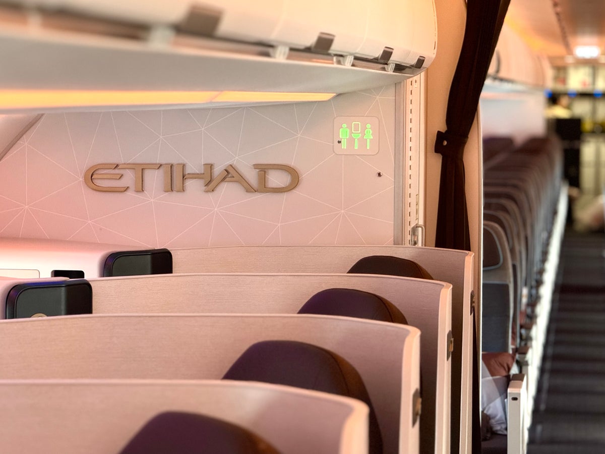 Etihad Airbus A321LR cabins Etihad Airbus A321LR cabins