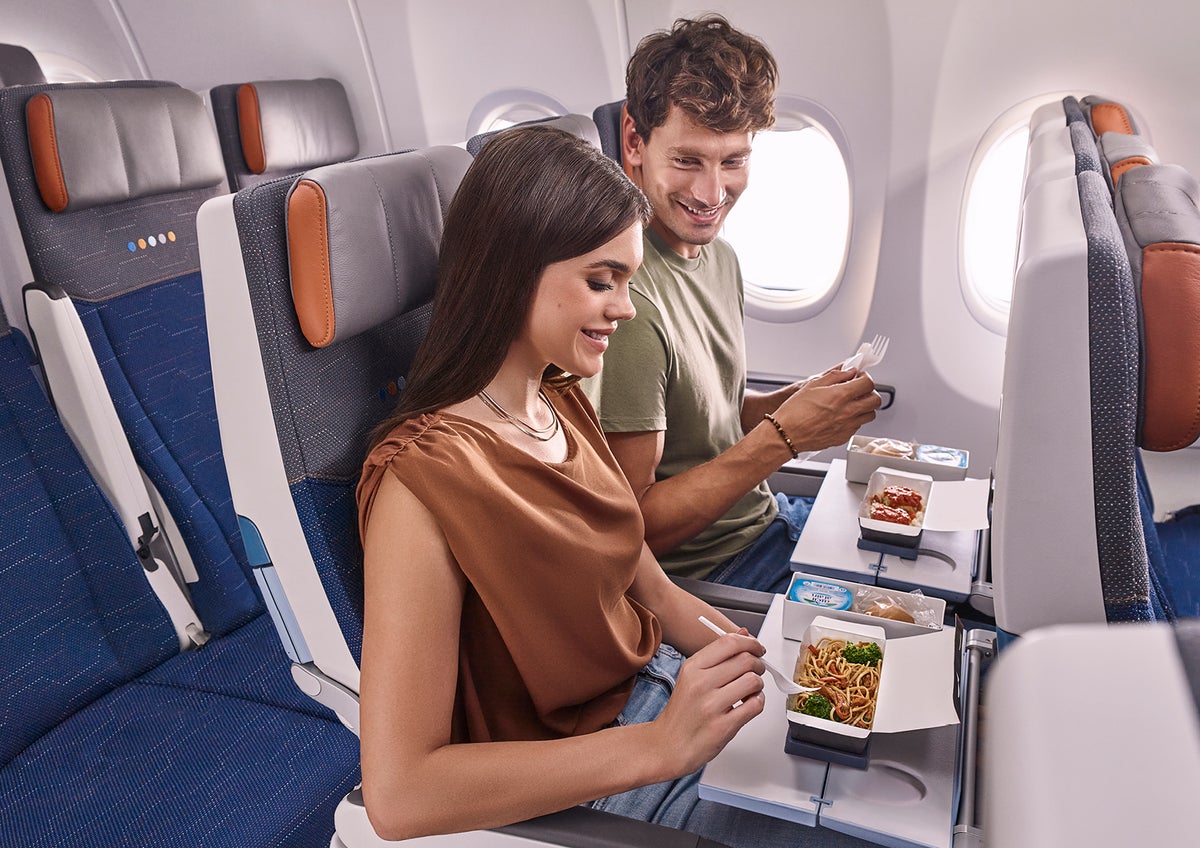 FlyDubai free economy meals