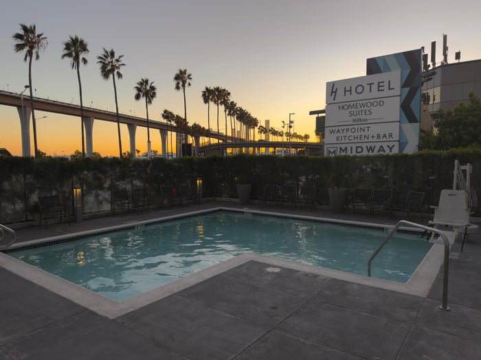 H Hotel Los Angeles outdoor pool H Hotel Los Angeles outdoor pool